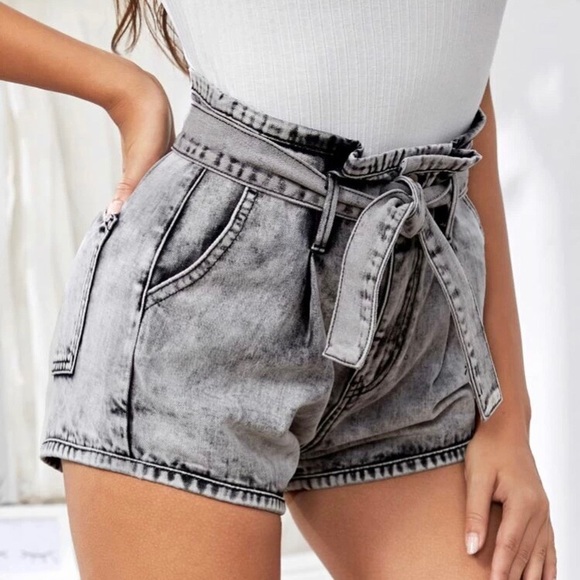 high waisted shorts shein